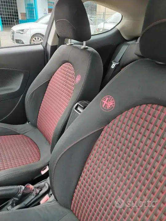 Alfa Romeo Mito 2011 photo 3
