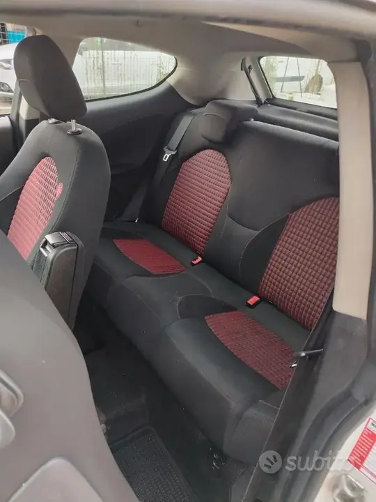 Alfa Romeo Mito 2011 photo 4