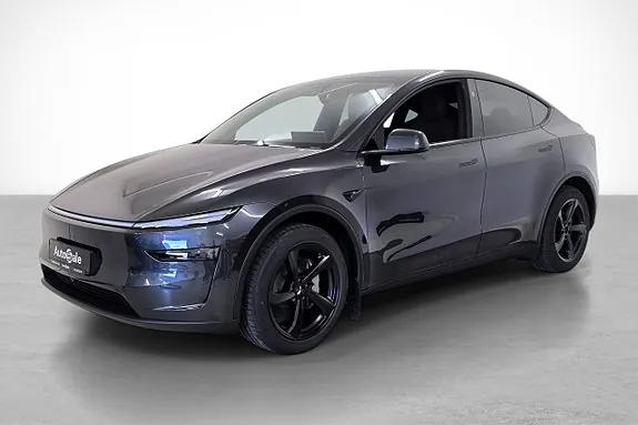Tesla Model Y 2026 photo 2