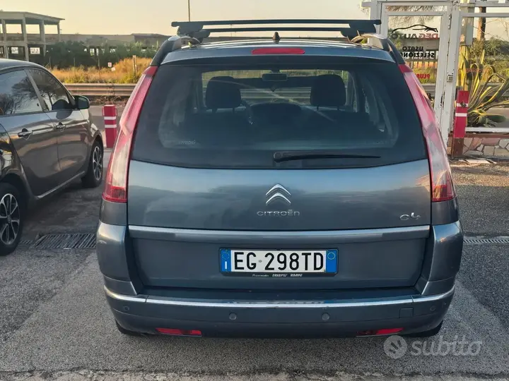Citroen Grand Picasso 2012 photo 4