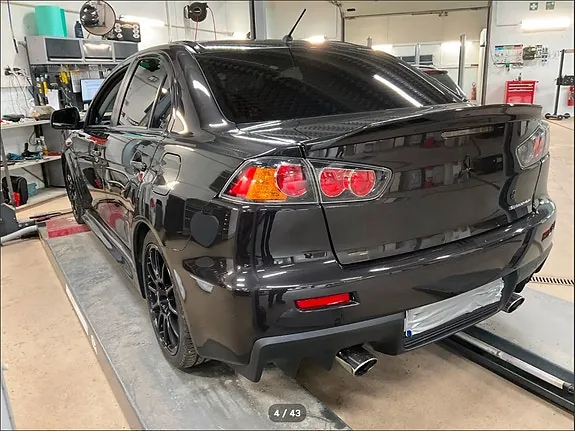 Mitsubishi Lancer 2011 photo 4