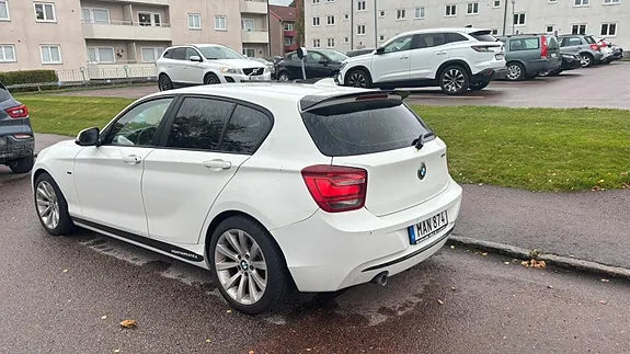 BMW 118D 2012 photo 3