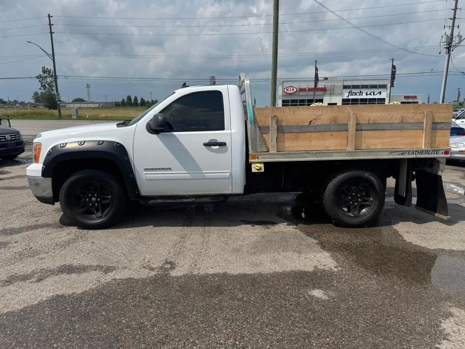 GMC Sierra 1500 2013 photo 2