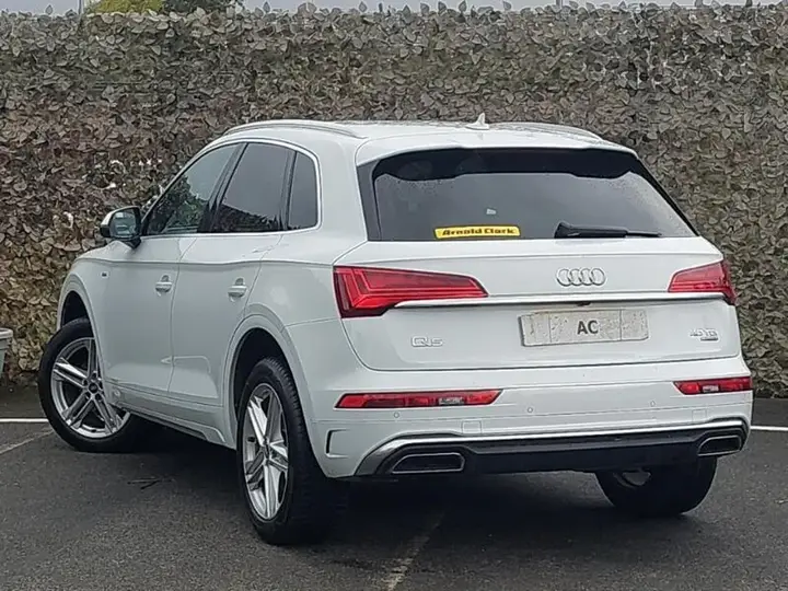Audi Q5 2021 photo 2