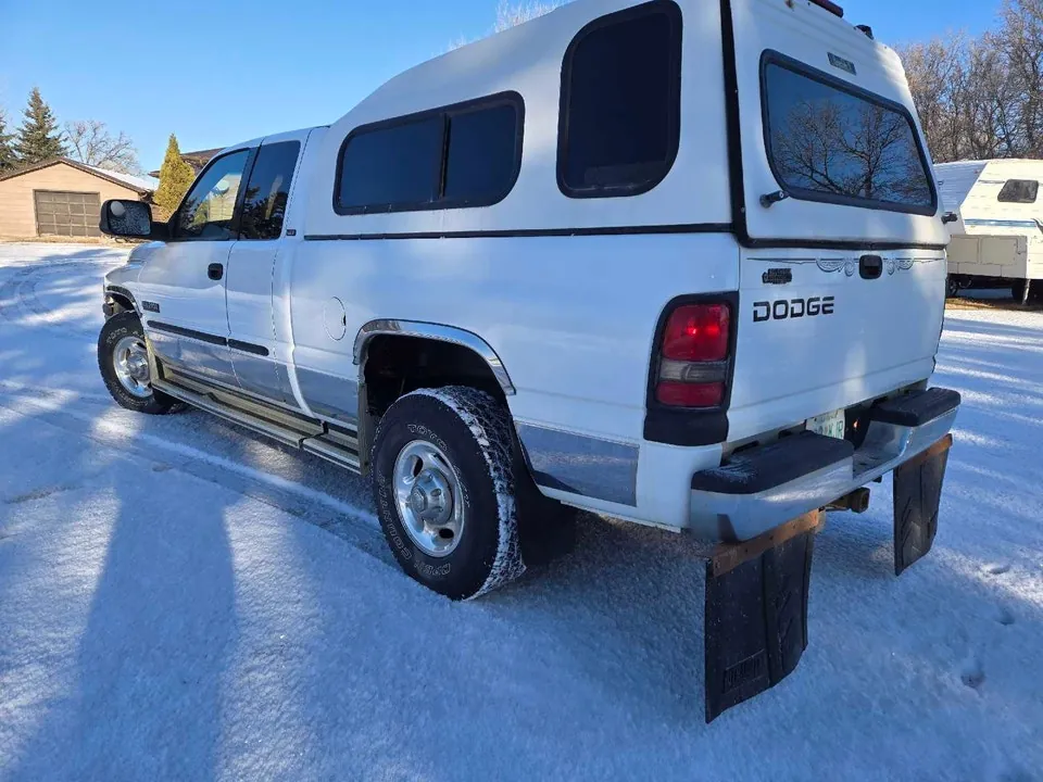 Dodge Ram 2500 2001 photo 3