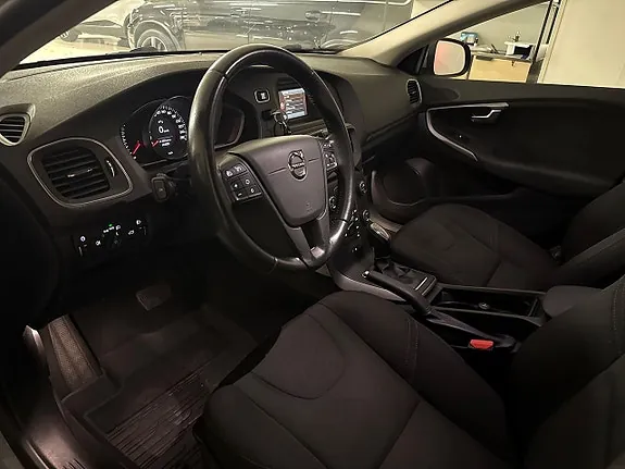 Volvo V40 2018 photo 5