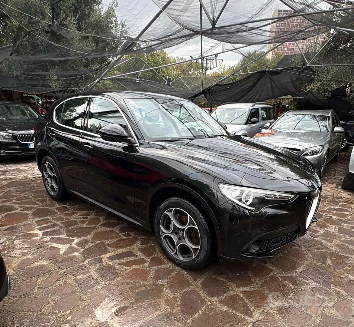 Alfa Romeo Stelvio 2018 photo 2