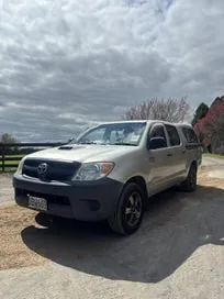 Toyota Hilux 2006 photo 2
