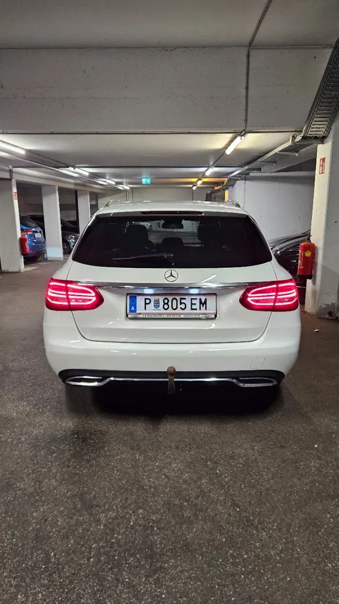 Mercedes-Benz C-Class 2016 photo 3