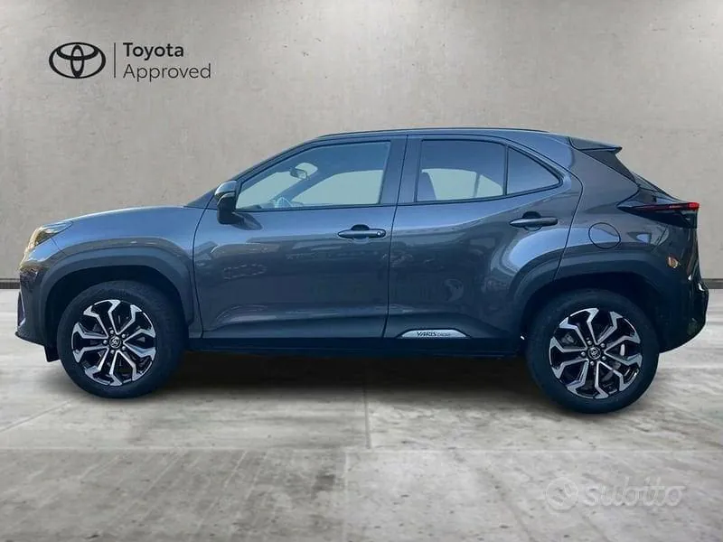 Toyota Yaris Cross 2023 photo 2