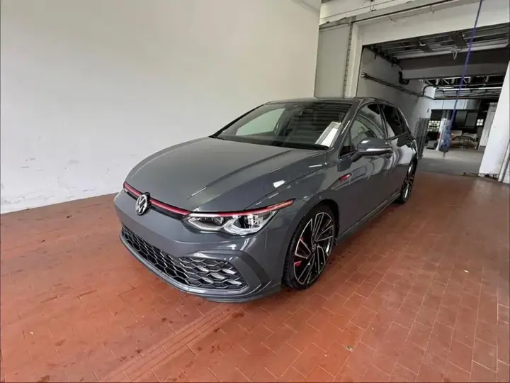 Volkswagen Golf 8 Gti