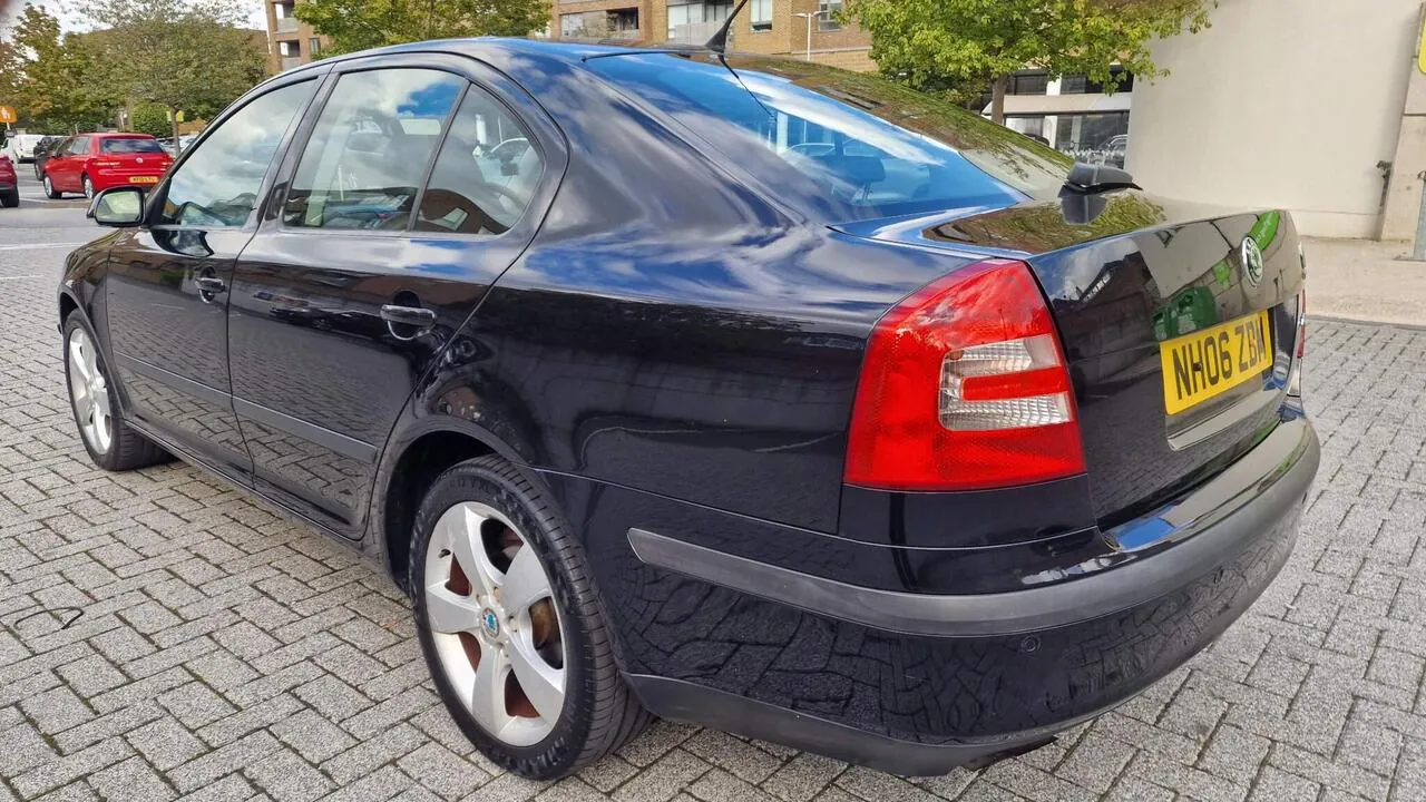 Skoda Octavia 2006 photo 5