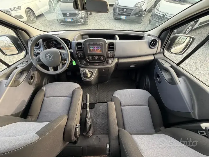 Opel Vivaro 2016 photo 3