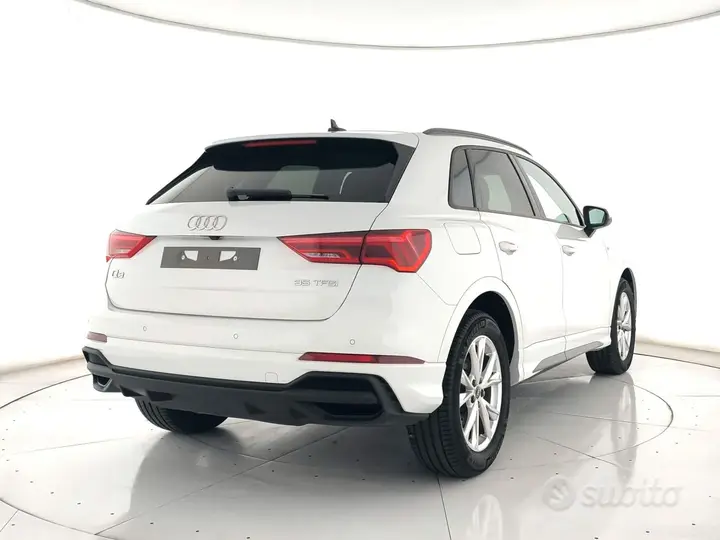Audi Q3 2024 photo 3