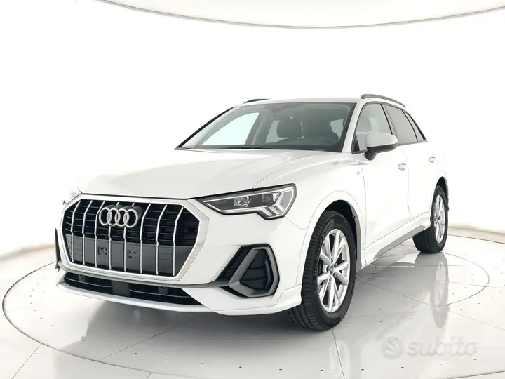 Audi Q3 2024 photo 2