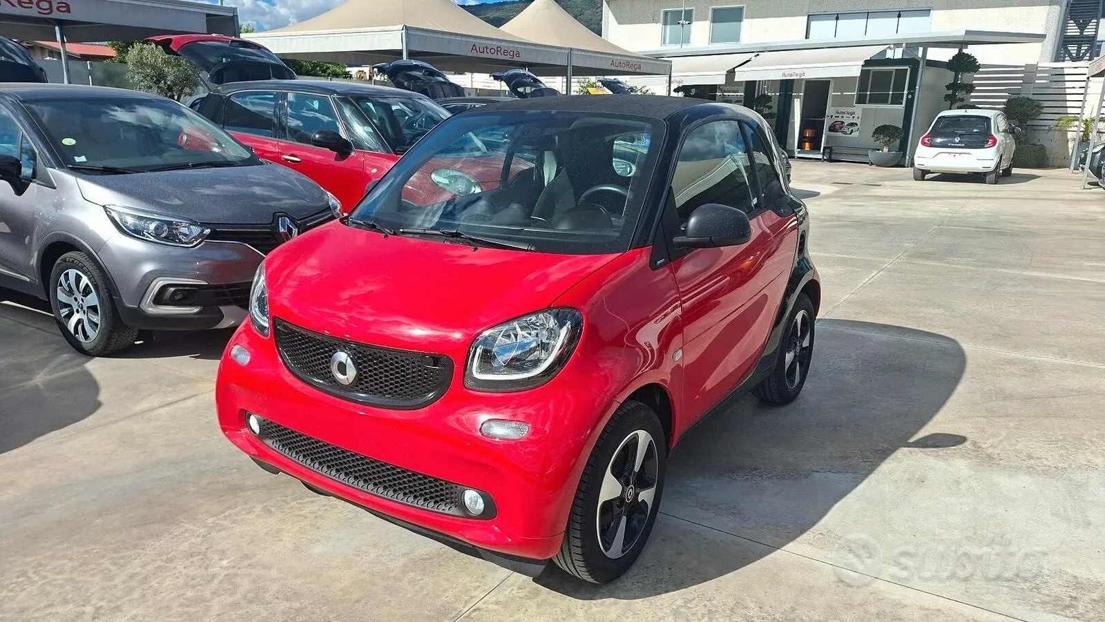 Smart Fortwo 2018 photo 2
