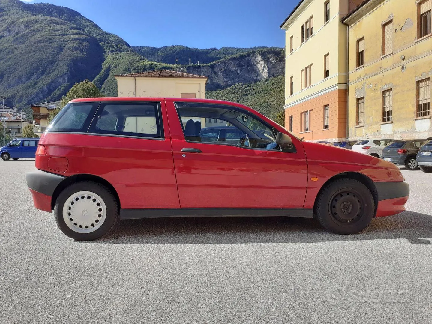 Alfa Romeo 145 1997 photo 5