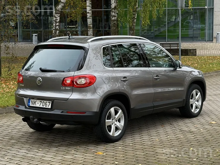 Volkswagen Tiguan 2010 photo 2