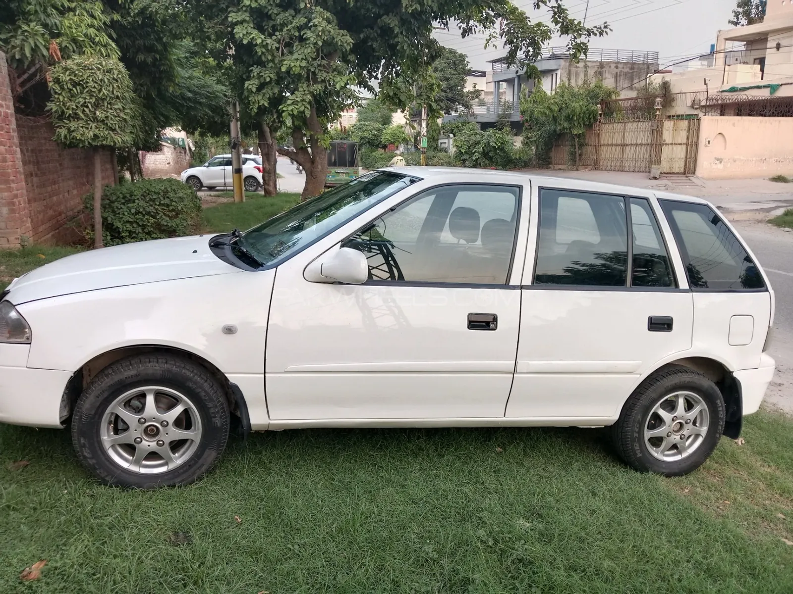 Suzuki Cultus