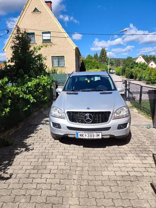 Mercedes-Benz M-Class 2008 photo 3