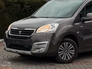 Peugeot Partner Tepee 2018 photo 2