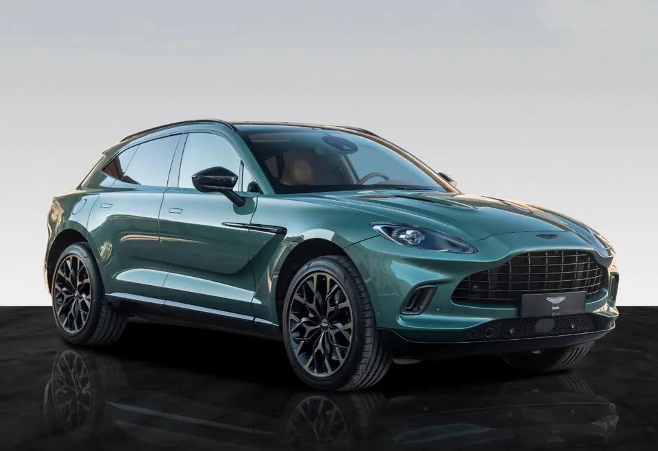 Aston Martin Dbx