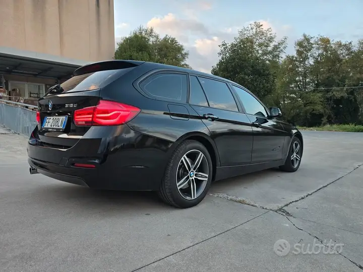 BMW 318 2016 photo 2