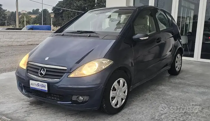 Mercedes-Benz A