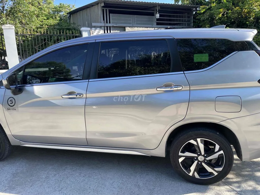 Mitsubishi Xpander 2023 photo 4