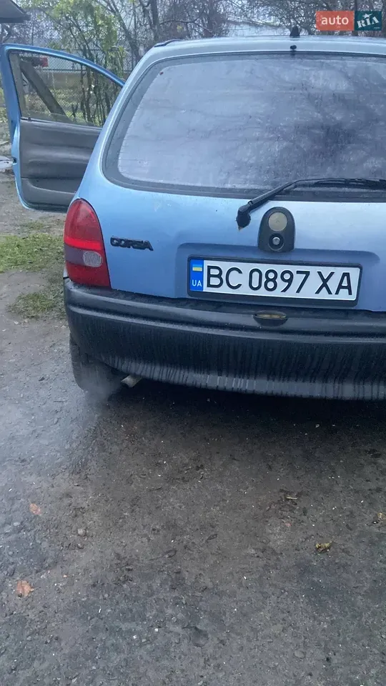 Opel Corsa 1993 photo 3