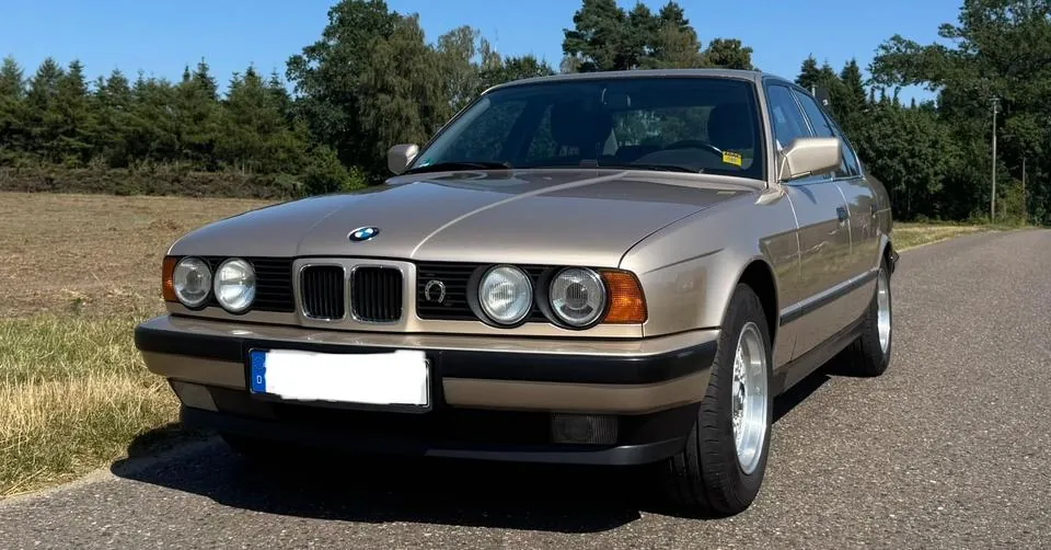 BMW 520I E34