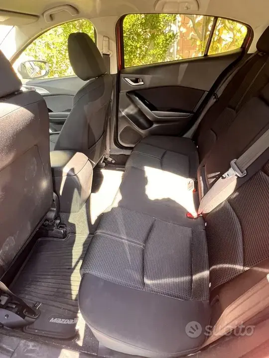 Mazda Mazda3 2017 photo 5