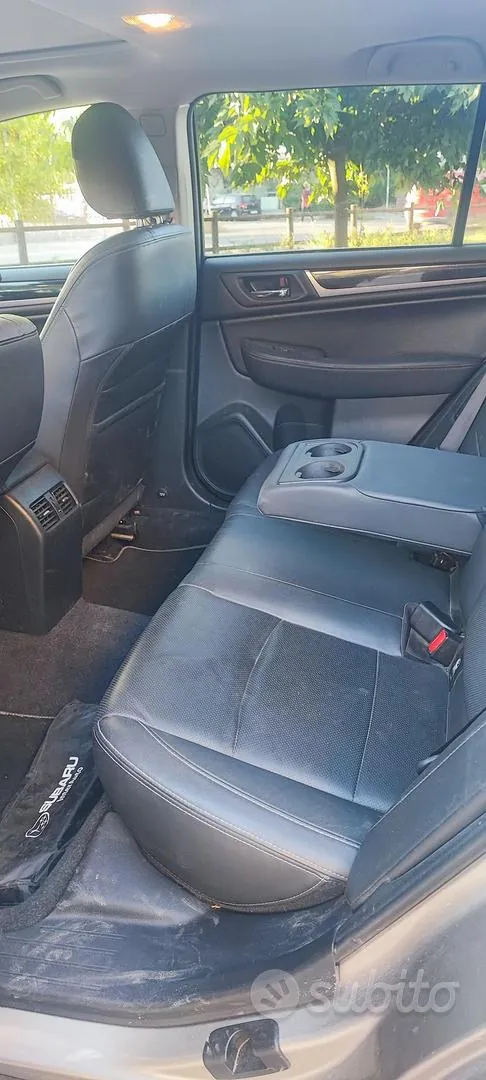 Subaru Outback 2015 photo 3