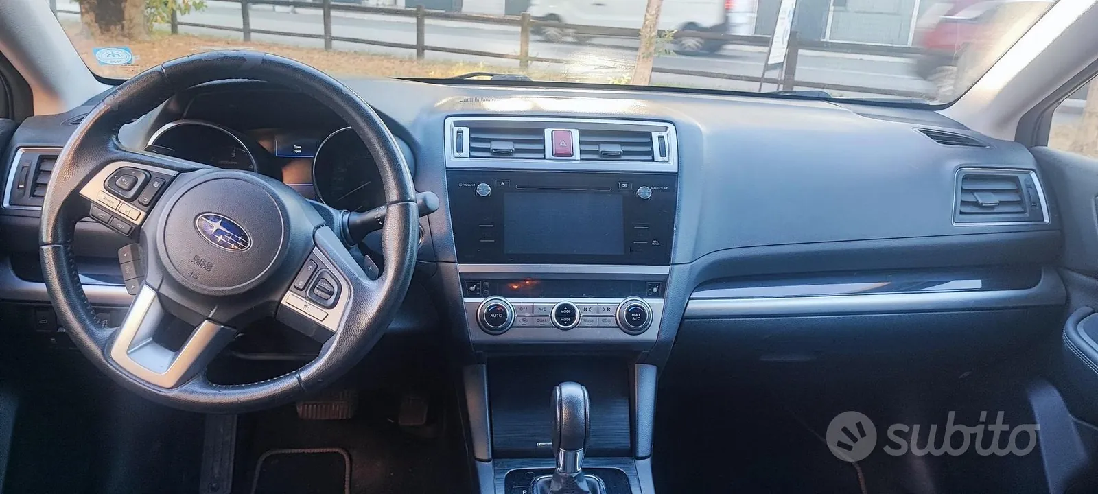 Subaru Outback 2015 photo 4