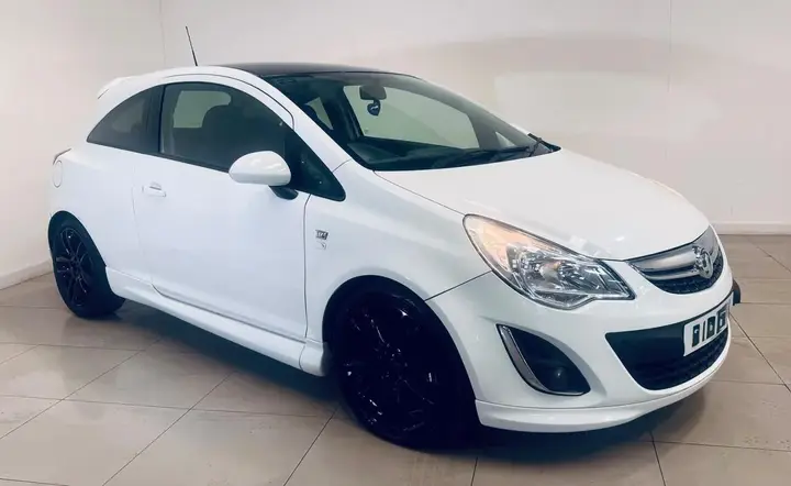 Vauxhall Corsa 2013 photo 3