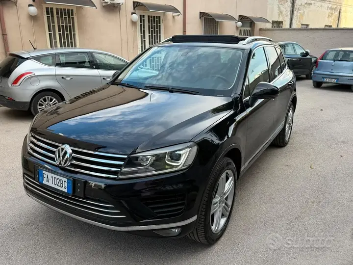 Volkswagen Touareg 2015 photo 4