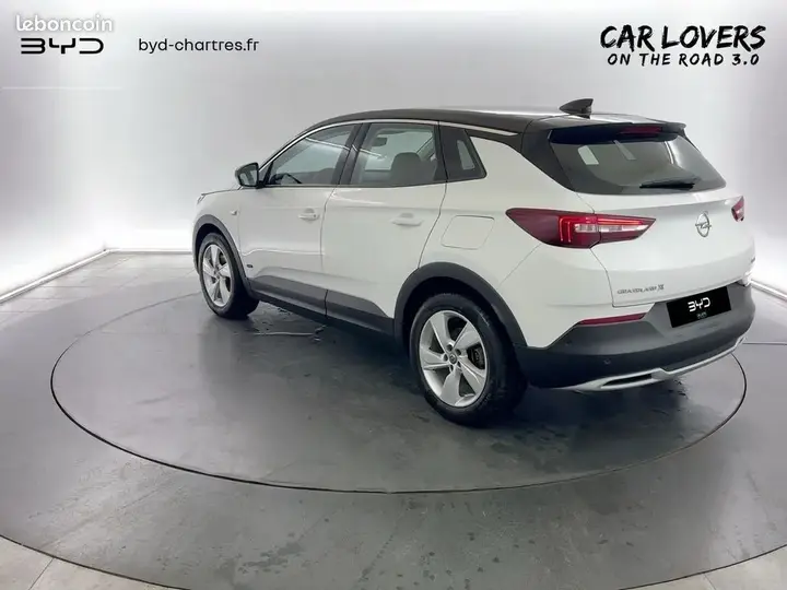 Opel Grandland X 2020 photo 3