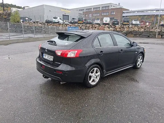 Mitsubishi Lancer 2009 photo 4
