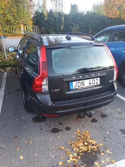 Volvo V50 2010 photo 2