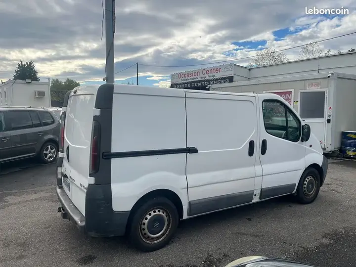 Opel Vivaro 2005 photo 4