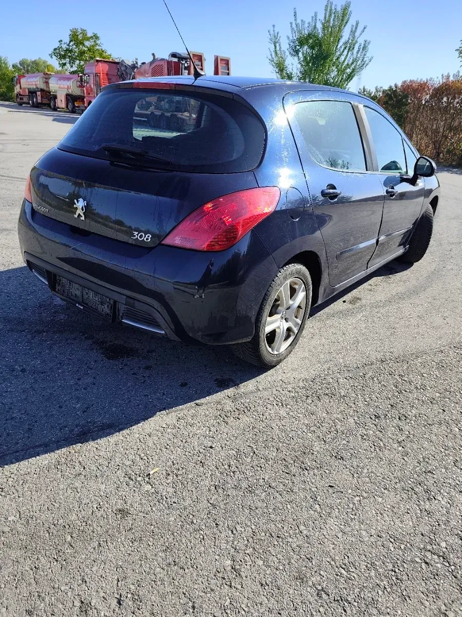 Peugeot 308 2010 photo 3