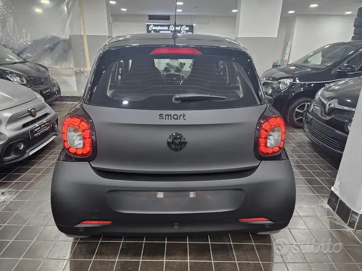 Smart Forfour 2019 photo 5