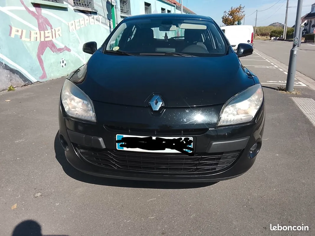 Renault Megane 2010 photo 3