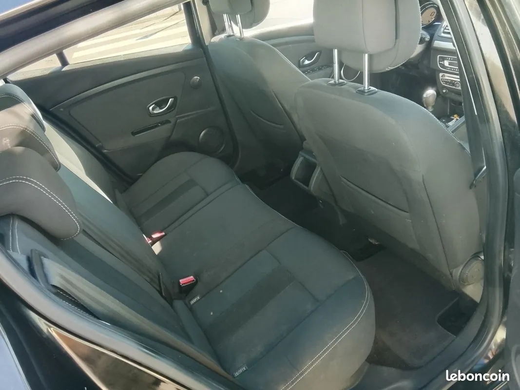 Renault Megane 2010 photo 5