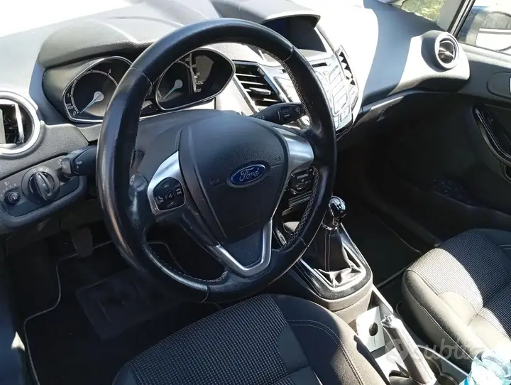 Ford Fiesta 2017 photo 5