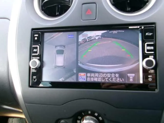 Nissan Note 2016 photo 5