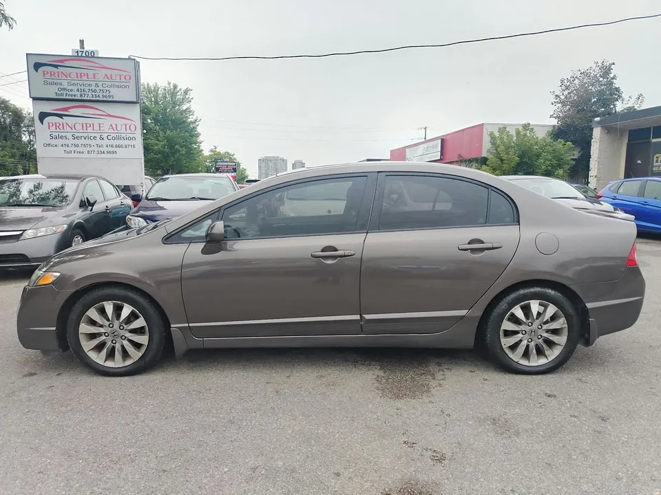 Honda Civic 2010 photo 3