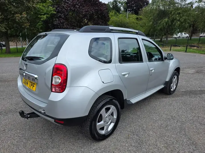 Dacia Duster 2014 photo 4