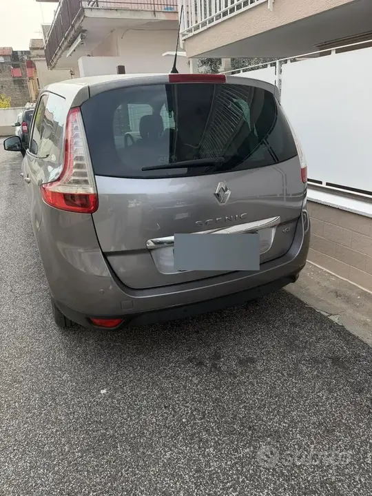 Renault Grand Scenic 2014 photo 4