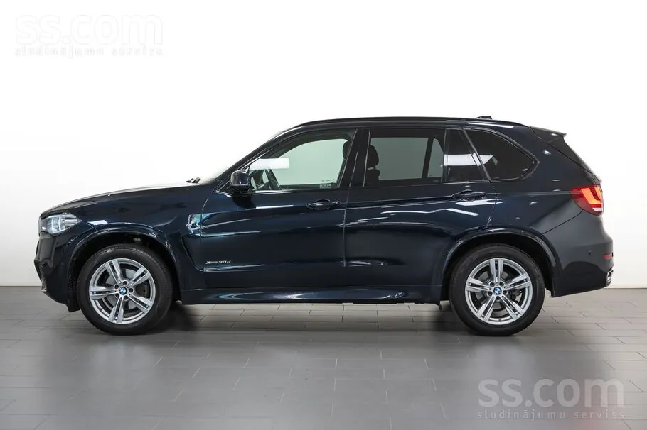 BMW X5 2018 photo 2